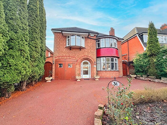 4 Bedroom Detached House For Sale In Beechwood Park Road, Solihull, B91