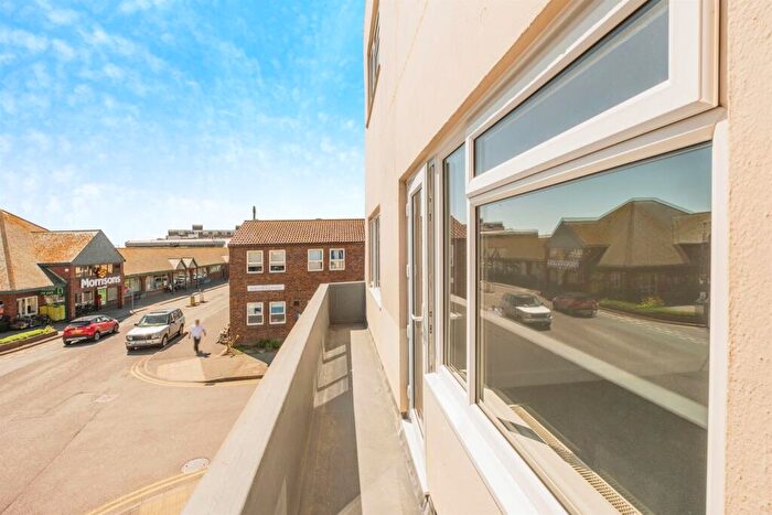 2 Bedroom Flat For Sale In Dane Road, Seaford, BN25