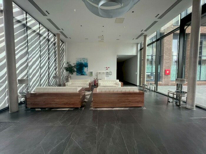 1 Bedroom Flat To Rent In Stratosphere Tower, Great Eastern Road, London, E15