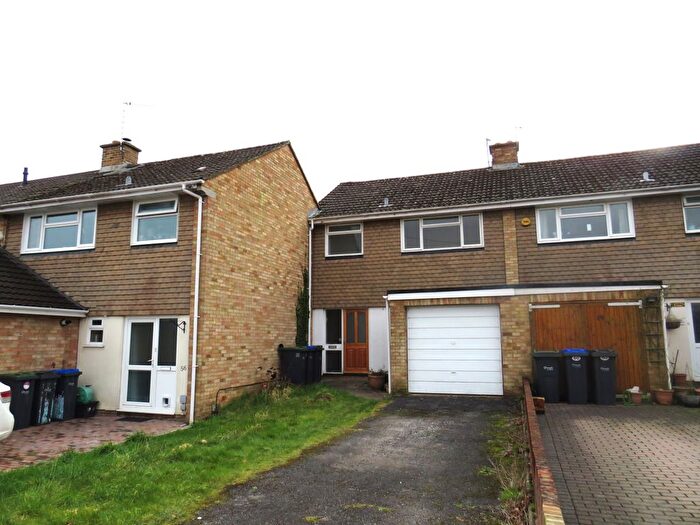 3 Bedroom Property To Rent In Chichester Close, Salisbury, SP2