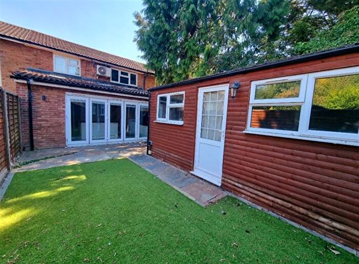 3 Bedroom Terraced House To Rent In Shephall View, Stevenage, SG1