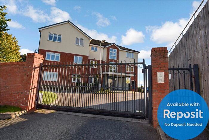 2 Bedroom Flat To Rent In Beech Court, Cumberland Point, A Cumberland Avenue, Clifton, M27