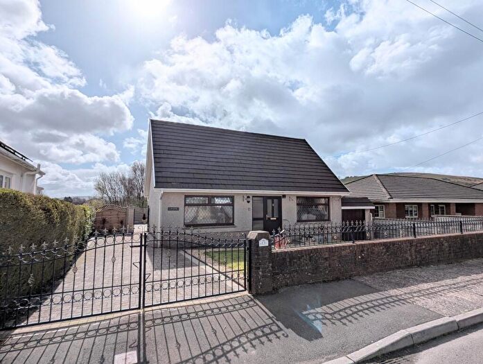 3 Bedroom Detached House For Sale In Samuels Road, Cwmllynfell, Neath Port Talbot., SA9