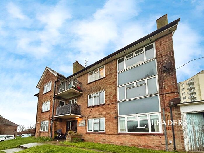 1 Bedroom Flat To Rent In Bowring Way, Brighton, East Sussex, BN2