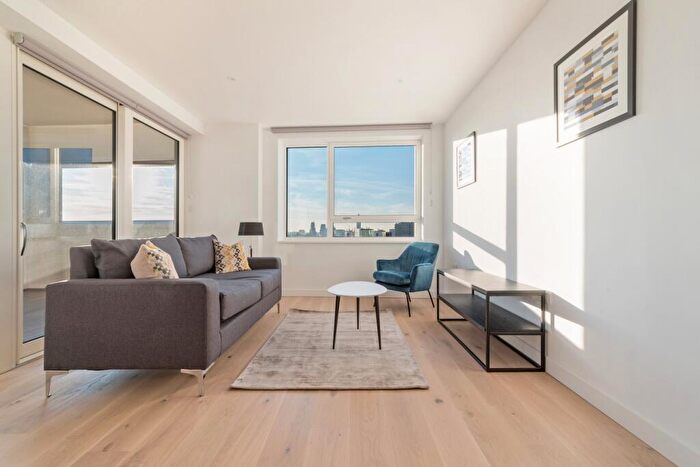 2 Bedroom Apartment To Rent In Walton Heights, Elephant Park, Elephant And Castle, SE17