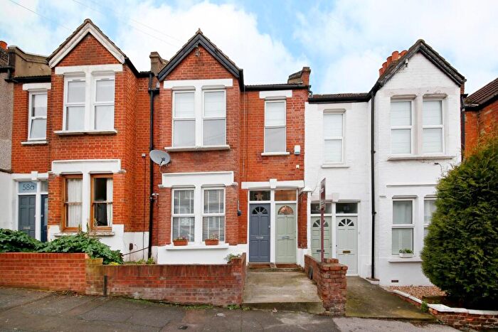 2 Bedroom House To Rent In Durban Road, West Norwood, London, SE27