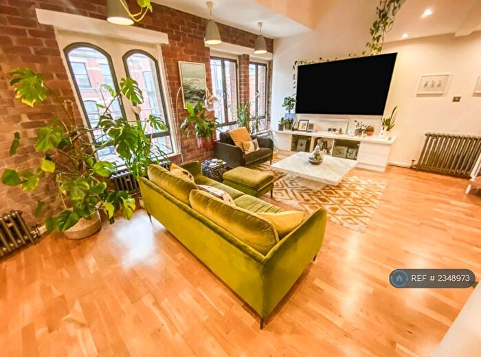 2 Bedroom Flat To Rent In Turner Street, Manchester, M4
