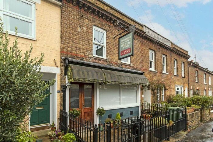 2 Bedroom Terraced House To Rent In Railway Road, Teddington, TW11