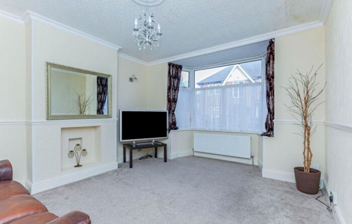 3 Bedroom Terraced House To Rent In Cobham Avenue, London, KT3