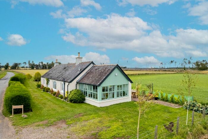 2 Bedroom Cottage For Sale In Mains Of Guthrie, Forfar, Angus, DD8