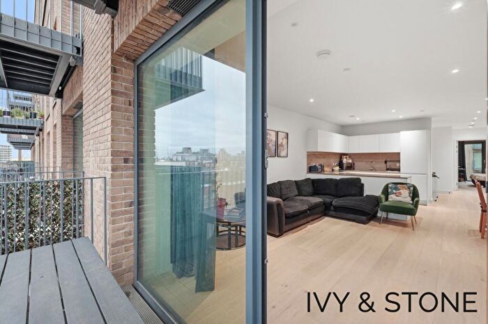 2 Bedroom Apartment For Sale In Regalia Close, London, Greater London, E16