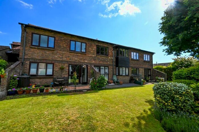 1 Bedroom Retirement Property For Sale In Pagham Road, Nyetimber, Bognor Regis, PO21