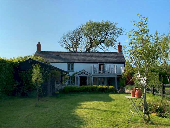 4 Bedroom Detached House For Sale In Holsworthy, Devon, EX22