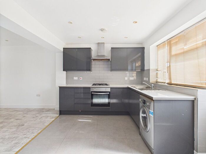 3 Bedroom Semi-Detached House To Rent In East Road, Feltham, TW14