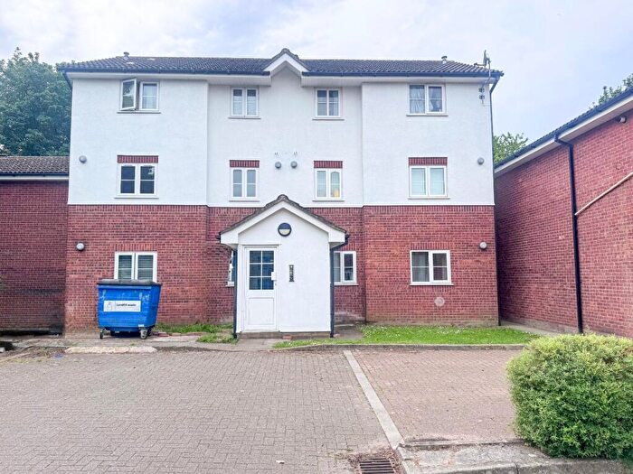 2 Bedroom Apartment For Sale In Great Meadow Road, Bradley Stoke, Bristol, BS32