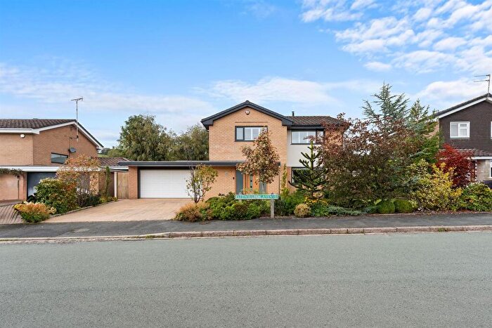 4 Bedroom Detached House For Sale In Fitzwilliam Avenue, Sutton, Macclesfield, SK11