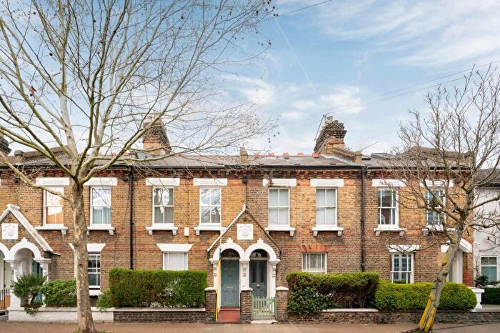 2 Bedroom House For Sale In Holden Street, Shaftesbury Estate, London, SW11
