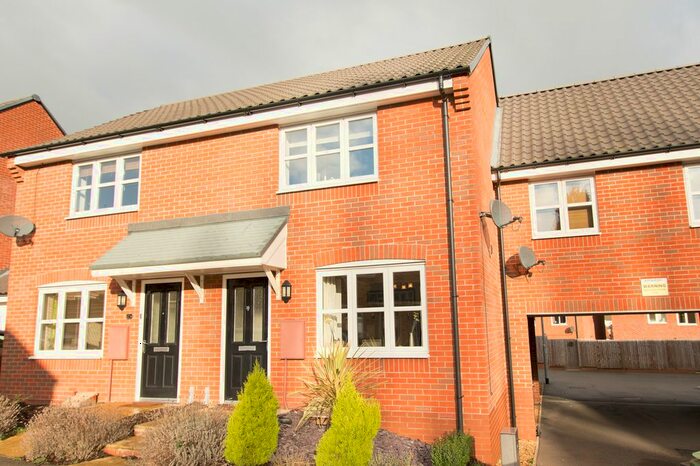 2 Bedroom Terraced House To Rent In Wardens Lane, Irthlingborough, Wellingborough, NN9