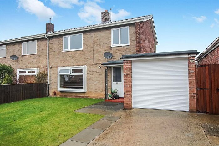 3 Bedroom Semi-Detached House For Sale In Eden Road, Newton Aycliffe, DL5