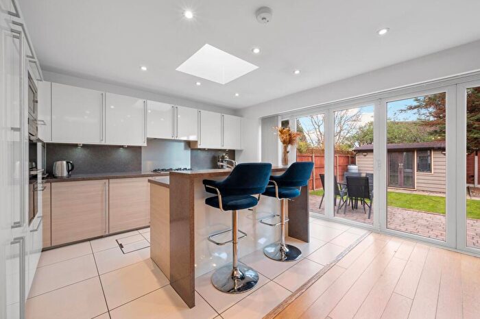 3 Bedroom Semi-Detached House For Sale In Braycourt Avenue, Walton-on-Thames, KT12