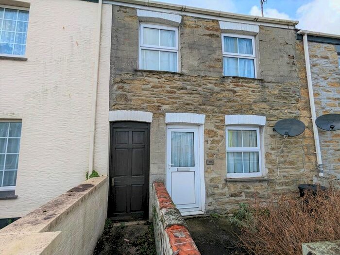 2 Bedroom Property To Rent In George Street, Truro, TR1