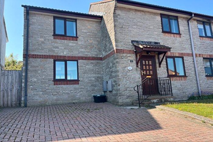 3 Bedroom Semi-Detached House To Rent In Pidgley Road, Dawlish, EX7