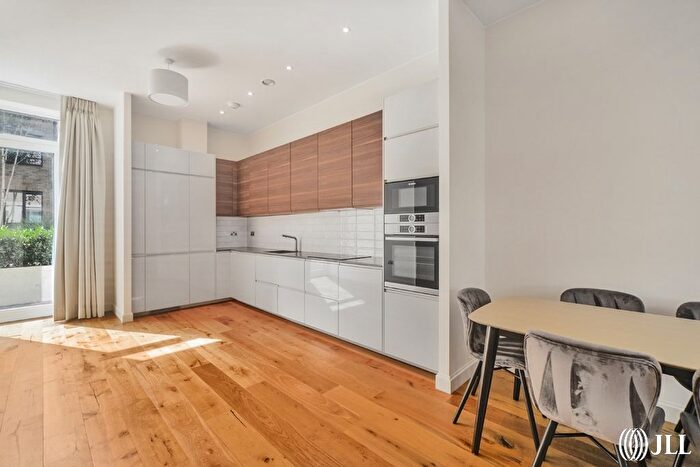 3 Bedroom Flat To Rent In Copperworks Wharf, London, E15