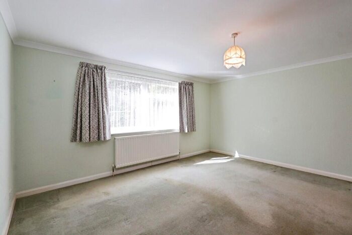 2 Bedroom Flat For Sale In Endcliffe Vale Road, Sheffield, S10