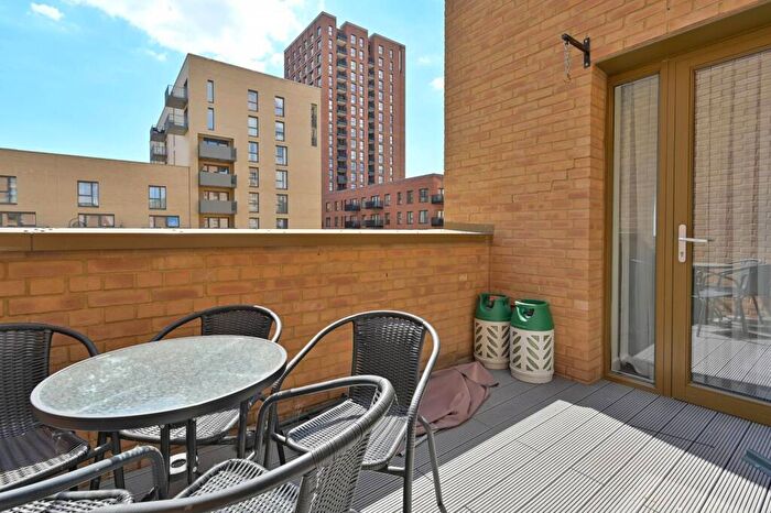 3 Bedroom Flat To Rent In Perryfield Way, Colindale, NW9