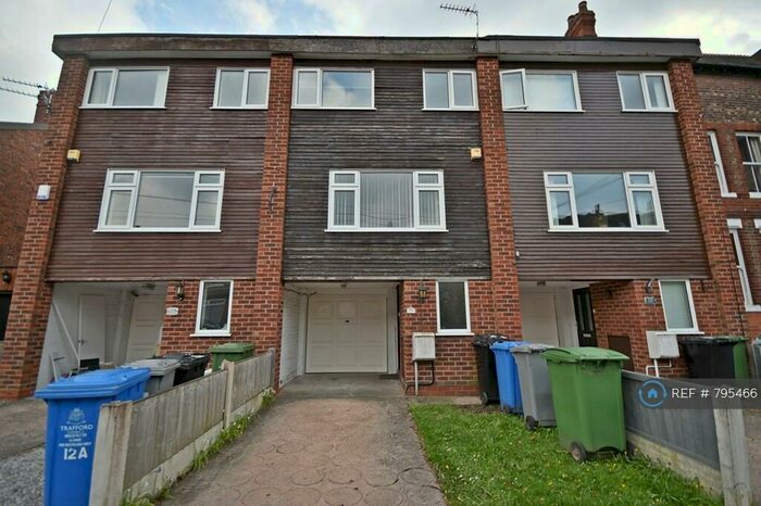 3 Bedroom Terraced House To Rent In Victoria Road, Urmston, Manchester, M41