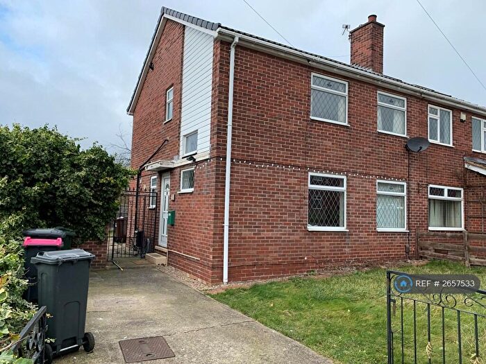 3 Bedroom Semi Detached House To Rent In Sorby Road, Swallownest, Sheffield, S26