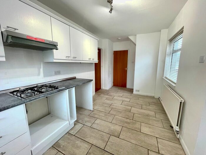 3 Bedroom Property To Rent In Pontrilas Close, MichaelstonSuperEly