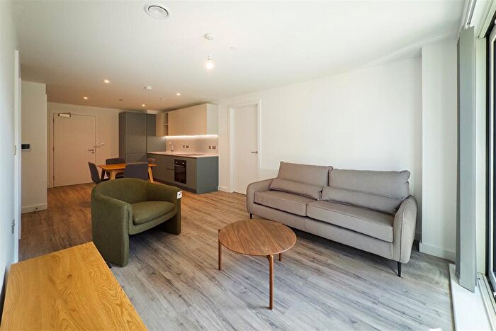 2 Bedroom Apartment To Rent In The Railings, Middlewood Locks, M5