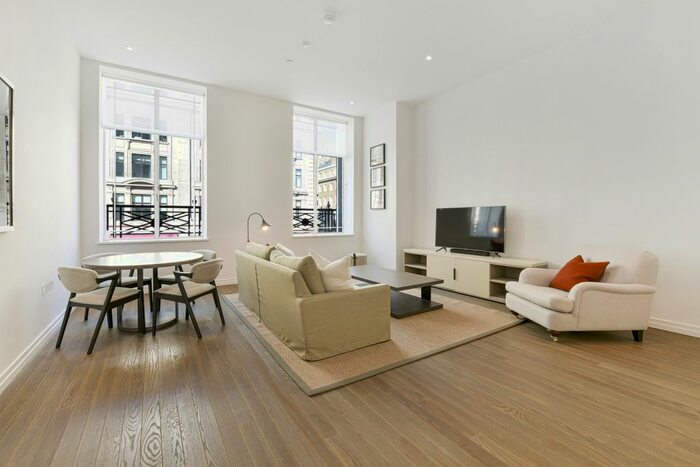 2 Bedroom Flat To Rent In Morley House, London, W1W