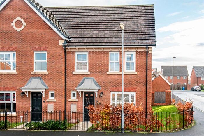 4 Bedroom End Of Terrace House For Sale In Ordnance Road, Buckshaw Village, Chorley, PR7
