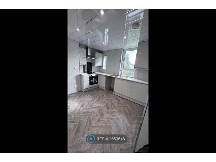 3 Bedroom Flat To Rent In Loch Road, Chapelhall, Airdrie, ML6