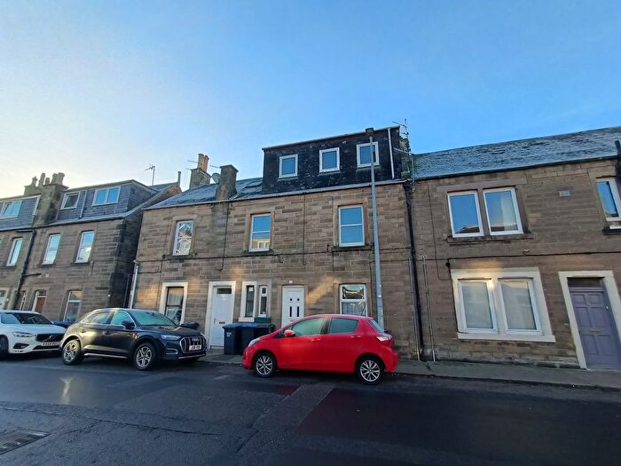 4 Bedroom Flat For Sale In Gala Park, Galashiels, TD1