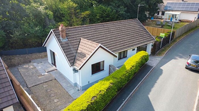 2 Bedroom Detached Bungalow For Sale In Oakwood Grove, Haverfordwest, SA61