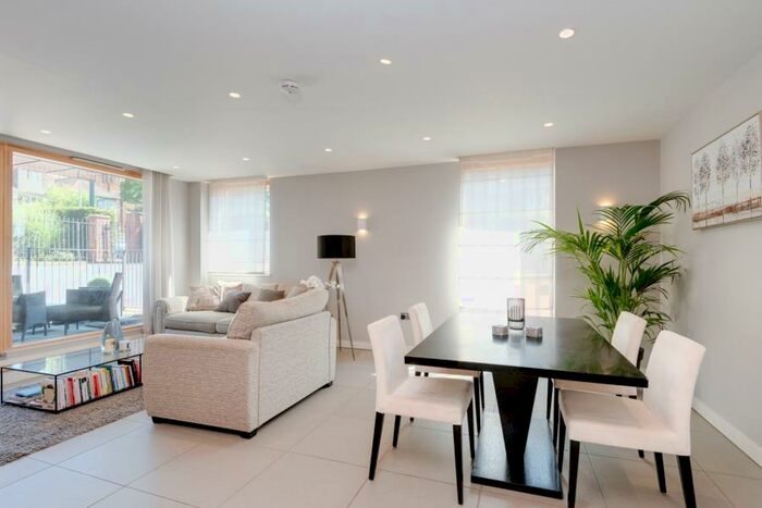 3 Bedroom Apartment To Rent In Finchley Road, Golders Green, NW11