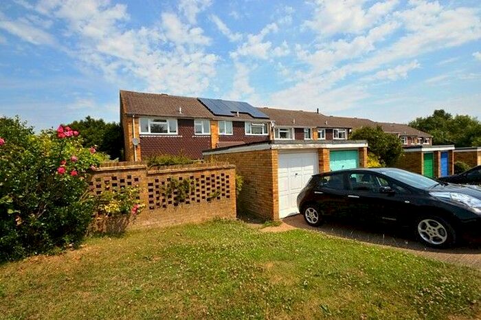 3 Bedroom Property To Rent In Heron Close, Guildford, GU2