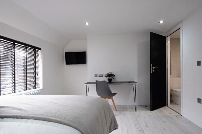 7 Bedroom House To Rent In High Street, Lincoln, LN5