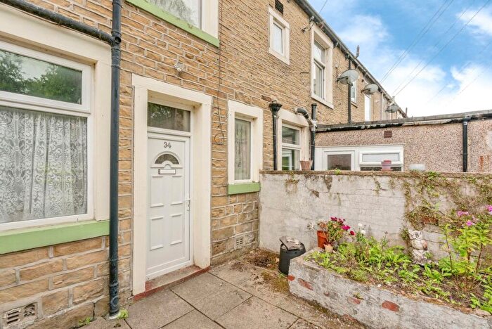 2 Bedroom Terraced House For Sale In Beresford Street, Nelson, Lancashire, BB9