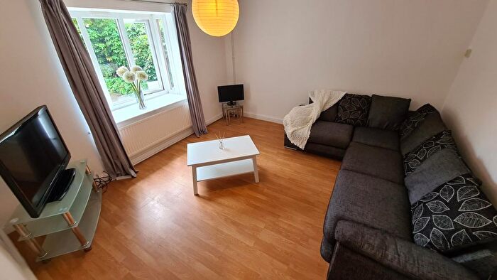 6 Bedroom Detached House To Rent In Granville Road, Fallowfield, Manchester, M14