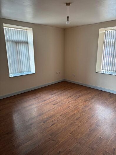1 Bedroom Flat To Rent In Brennand Street, Burnley, Lancashire, BB10