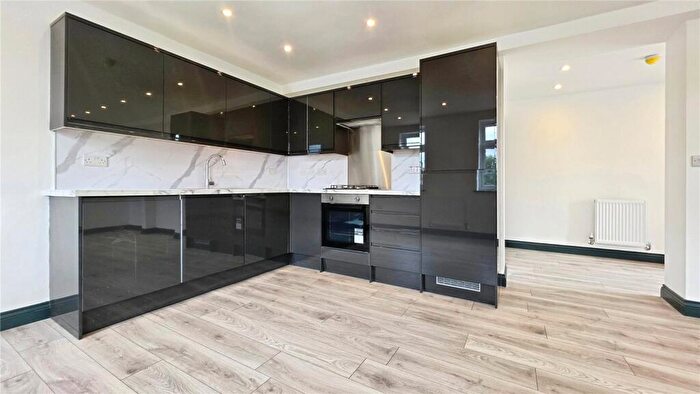 Flat To Rent In Broadway, Bexleyheath, DA6