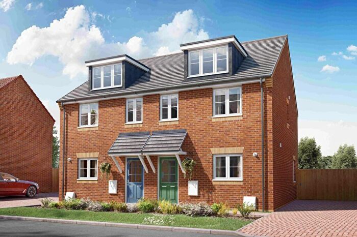3 Bedroom Semi-Detached House For Sale In Tillet Way, Norwich, NR13