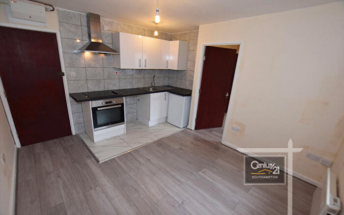 1 Bedroom Flat To Rent In |Ref: |, London Road, Southampton, SO15