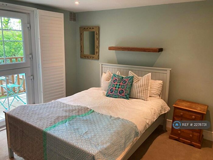 1 Bedroom Flat To Rent In Byrne Road, London, SW12