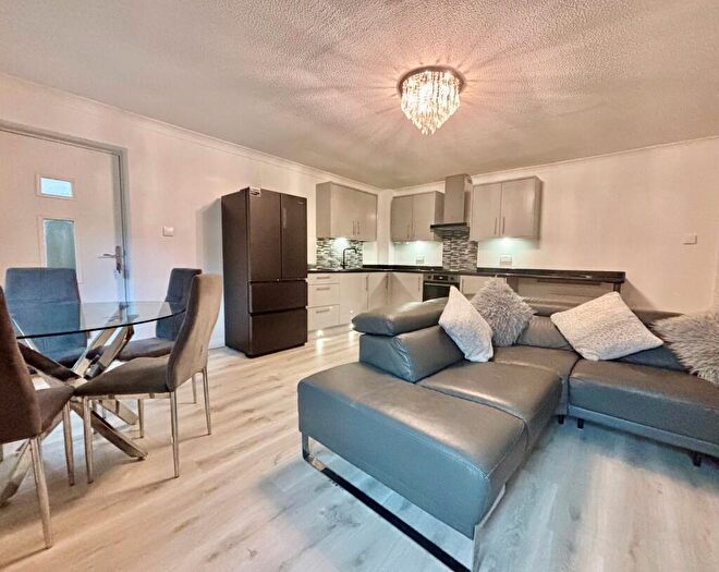 1 Bedroom Apartment To Rent In The Annexe, The Old Carriageway, Hempstead, ME7