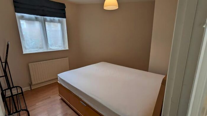 1 Bedroom Flat To Rent In Thurleston Avenue, Morden, SM4